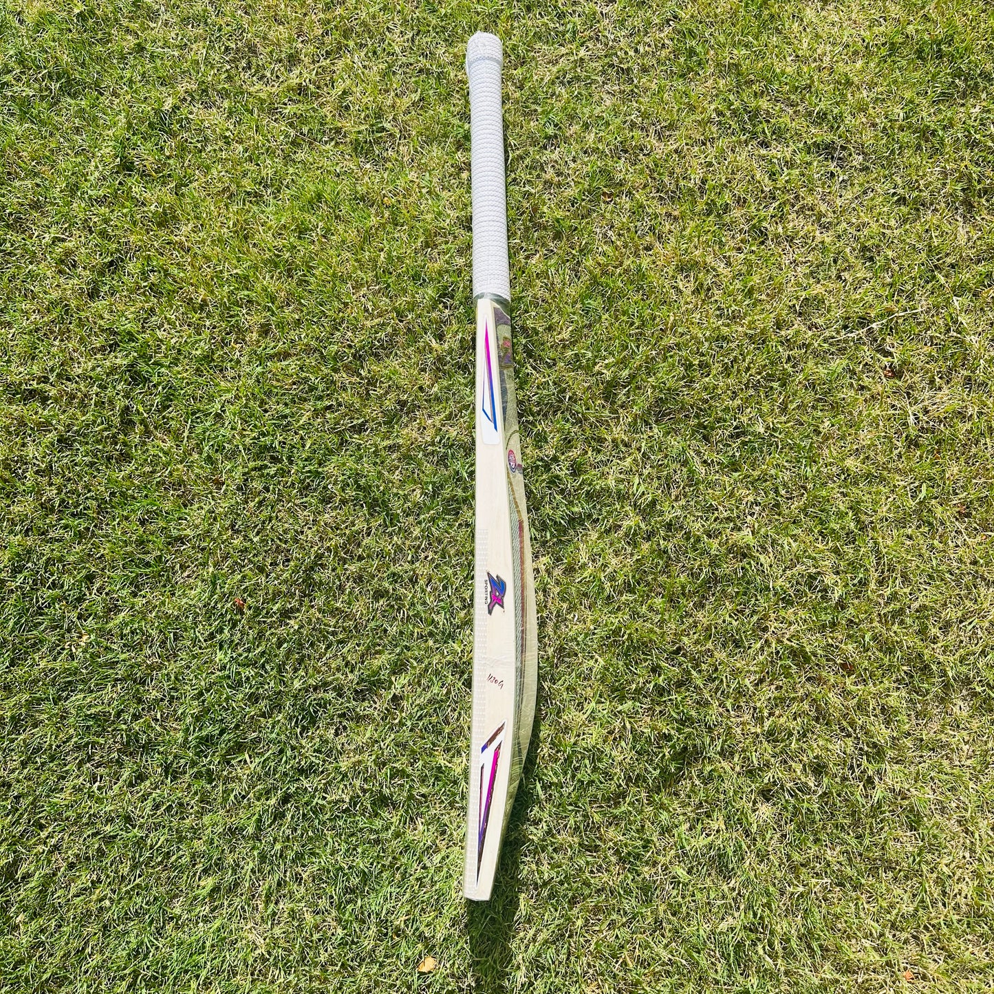 ZX White Edition English Willow Cricket Bat
