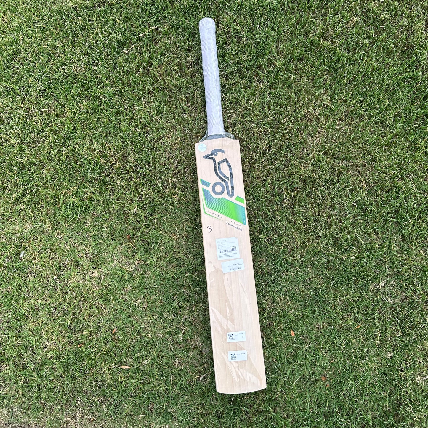 Kookaburra Kahuna Pro 7.0 Kashmir Willow Cricket Bat