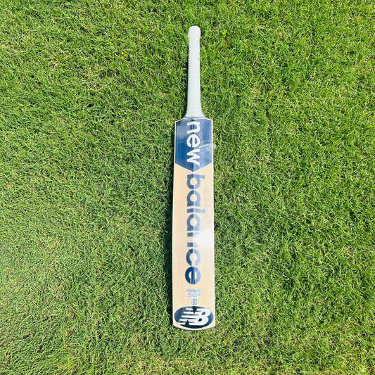 New Balance 300 Pro Kashmir Willow Cricket Bat